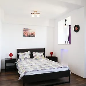 Апартаменты Ultracentral Cozy Near Old Town Бухарест